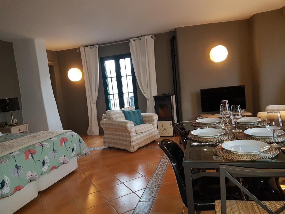 Competa Suites Екстериор снимка